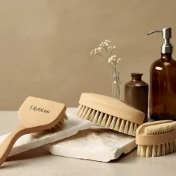Lily & Leo Luxury Nail & Claw Brush Sale