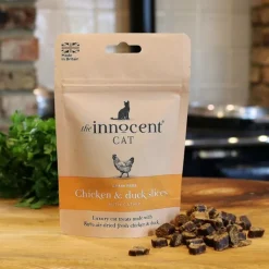 The Innocent Hound The Innocent Cat Chicken & Duck Slices Cat Treats 70g Fashion